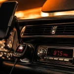 Bluetooth dans voiture : transmetteur FM pour autoradio
