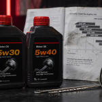 Bidons huile 5w30 ou 5w40 pour protéger le moteur