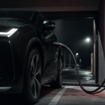Comment brancher une voiture electrique : câble mode 2 sur wallbox, recharge sécurisée
